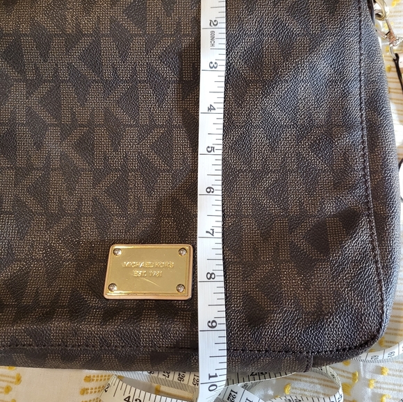 Michael Kors Signature Brown Crossbody Bag - Picture 11 of 11